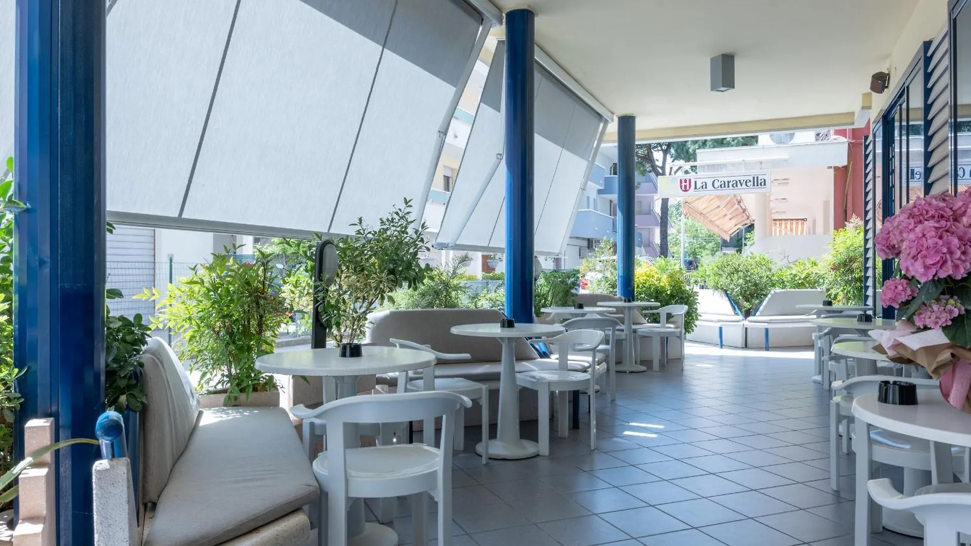 Hotel Thea